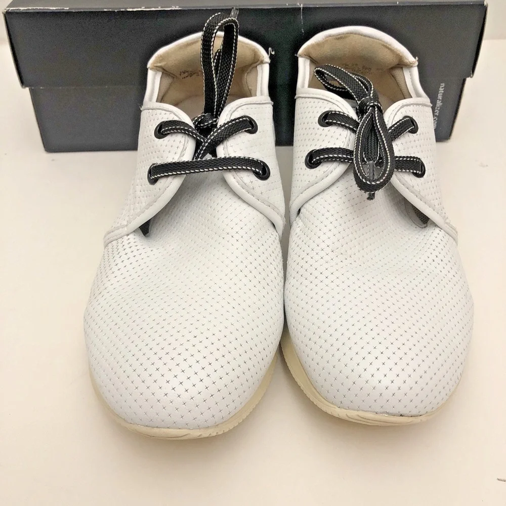 Naturalizer womens white
